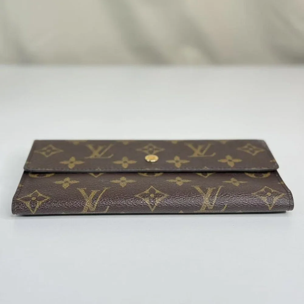 Louis Vuitton Sarah Wallet Monogram Canvas